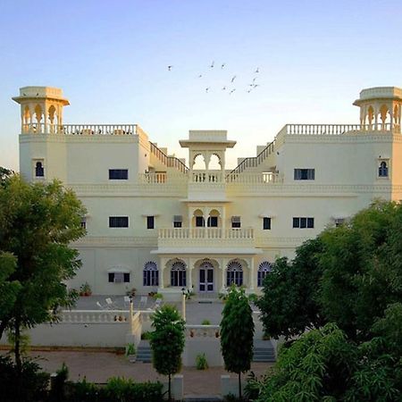 V Resorts Jhalamand Garh Jodhpur Джодхпур Екстер'єр фото